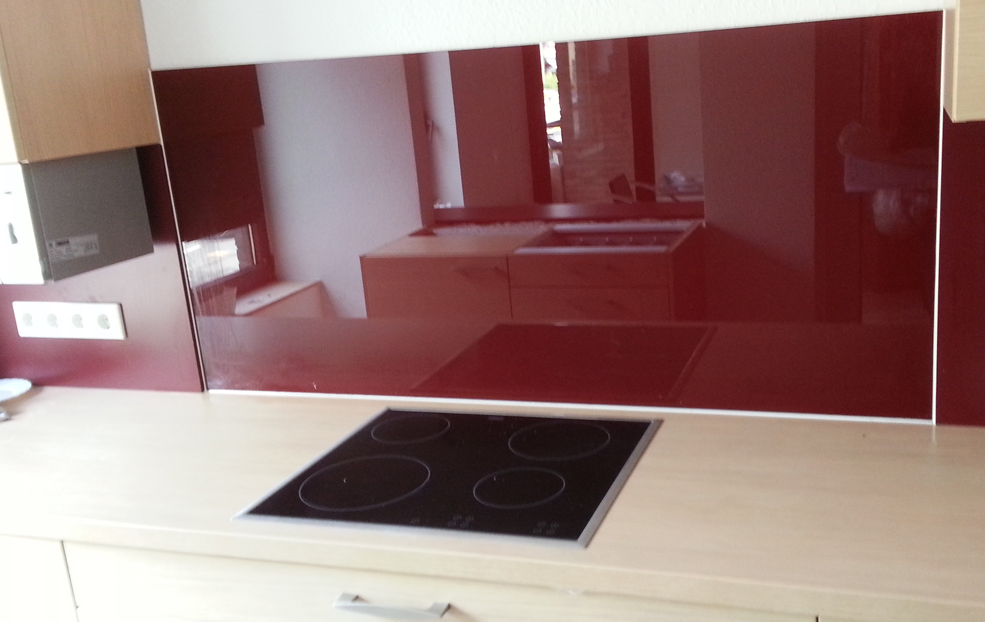 Glasrückwände für Küchen: Eine stilvolle und funktionale Alternative